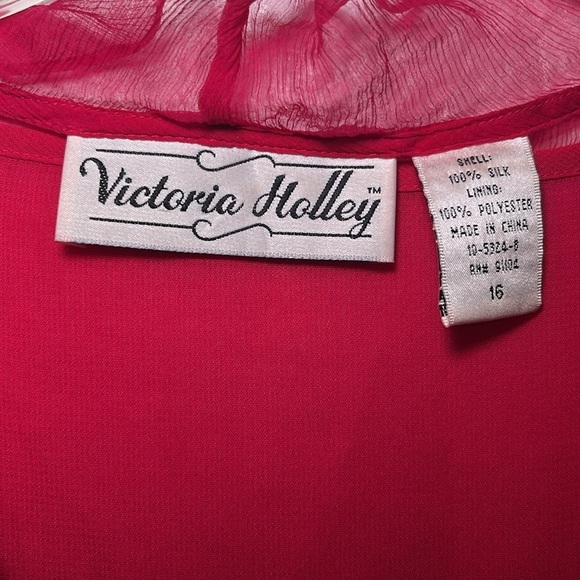Victoria Holly vintage 90s pink silk button up blouse with ruffle top - Picture 5 of 6